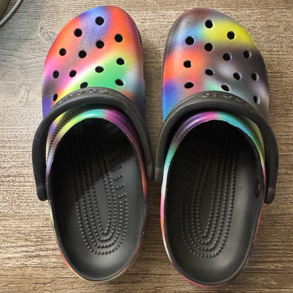 CROCS Kids Clog in Rainbow Gradient with Black Trim - Picture 2 of 3